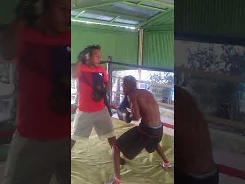 Eddy Pérez prácticando