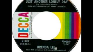 Brenda Lee. Christmas Will Be Just Another Lonely Day (Decca 31688, 1964)