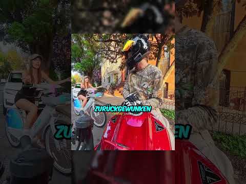 Ein Mädchen nimmt die Nummer eines Bikers 😏