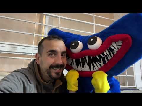 24 horas con el HIJO de Huggy Wuggy y Blue de RAINBOW Friends ¿Quien es + monstruo?