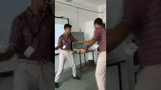 Download lagu Aasman ko chukar dekha ||  school masti  || mp3