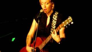 Anneke van Giersbergen - Yalin (live in Budapest, 2009)