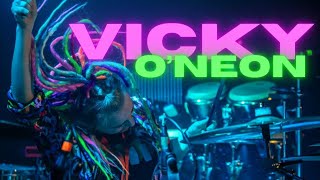 Vicky O'Neon: Interview and Kit tour (Anastacia tour)