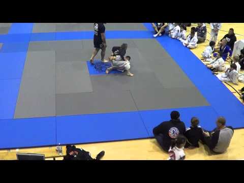 Nixon Sudden  Oliver MMA VS Tyler George- Will Machado, NZ Grappler 2014 Gi competition
