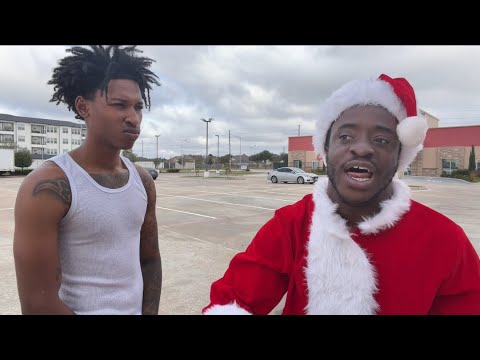 Christmas in the suburbs vs the hood