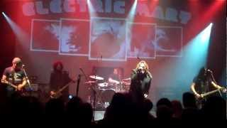 Electric Mary Smoke The Trak Lounge Bar Melbourne 2012. Intro + first 2 songs