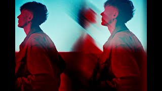 Broken Bones Lyrics Spanish Translation