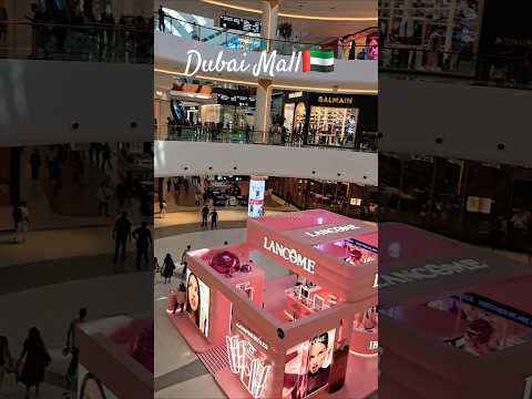 Dubai Mall The Most Busiest Shopping Mall🇦🇪💙| #shorts #shortsfeed #dubaimall #busy #shoppingmall#uae