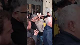 de-bruyne-a-napoli-folla-in-delirio-in-piazza-municipio