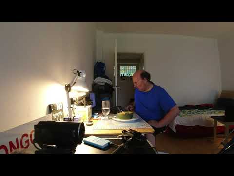 MongoTV_3600 - Danish Vlog - Min Aftensmad - Hønsebouillonsuppe Med Nudler - Løg og Gulerødder