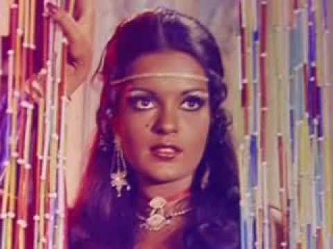 Indian Actress ZEENAT AMAN