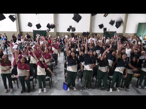 Nueva promo en economía y egresó la primera promo en informática del Instituto 8084