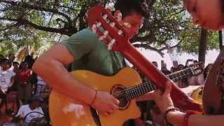 Rodrigo y Gabriela - Gabriela's Co-Operativa Eco Vegana