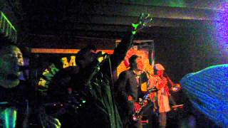 Go Jimmy Go- Pressure House (Live)