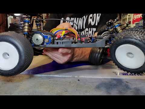 Top 10 differences between Carpet and Dirt RC car racing setups.