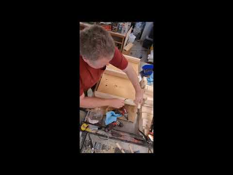 🔨Two Way Migratory Pallet Assembly Part 1 - That Bee Man
