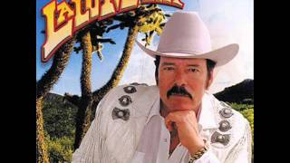 Mil Pedazos- Lalo Mora