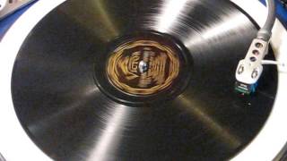 Bing Crosby, The Rhythm Boys, and Gus Arnheim - "Them There Eyes" 1930 MONO