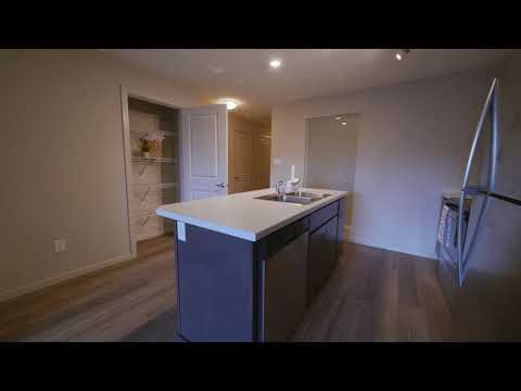 #111,  5404 - 7 Ave SW Presented by Samantha Stachniak and Ken Healey