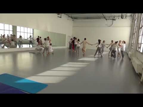 Showing "900 Minuten" by Mata Sakka