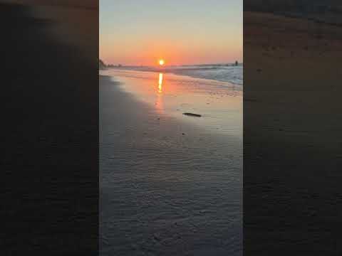 un hermoso atardecer en la playa        #felicidad #playa #travel #colombia #cordoba #sunday #paz