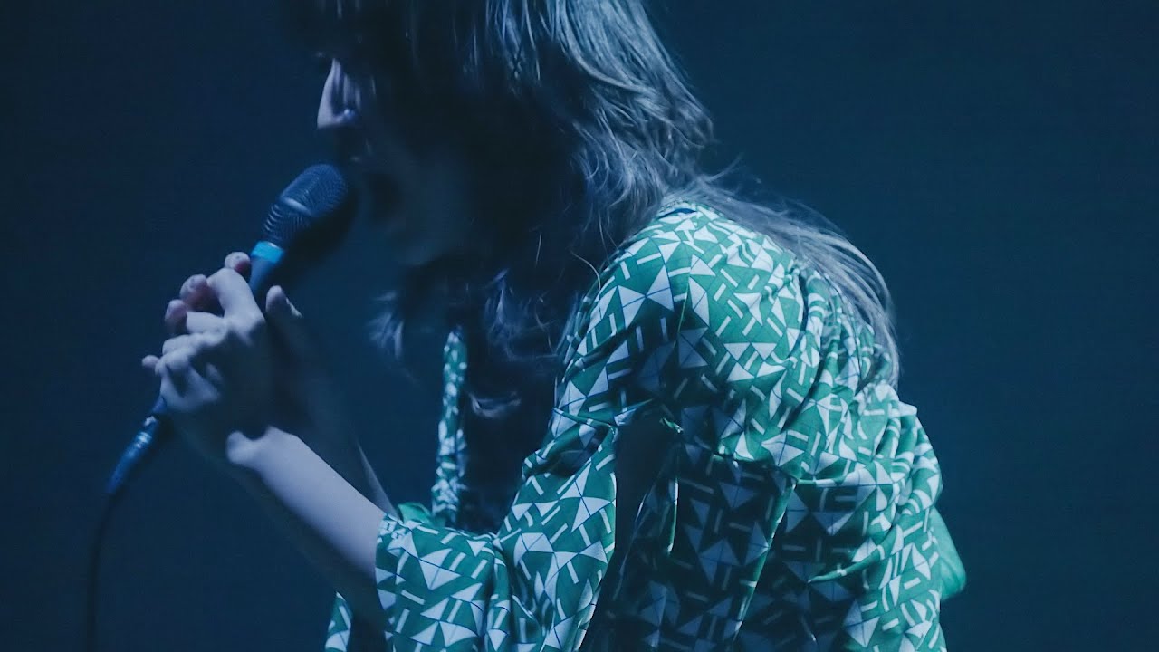 ヒグチアイ、「悪魔の子」ライブ映像を公開！日本テレビ系「スッキリ」生出演＆生歌唱も決定！