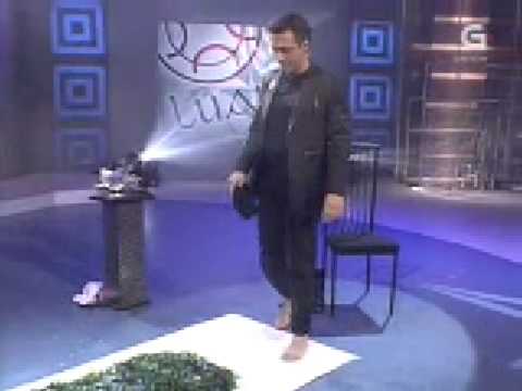 Luis de Matos Walking on Broken Glass | LUAR | 2009