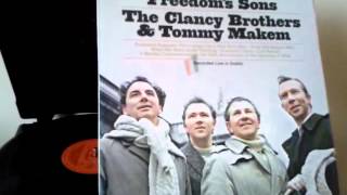 Clancy Brothers - The Foggy Dew.