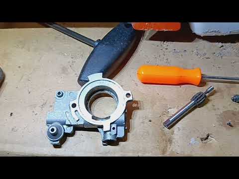 Farmmac F660VW oiler upgrade - press fit brass removal