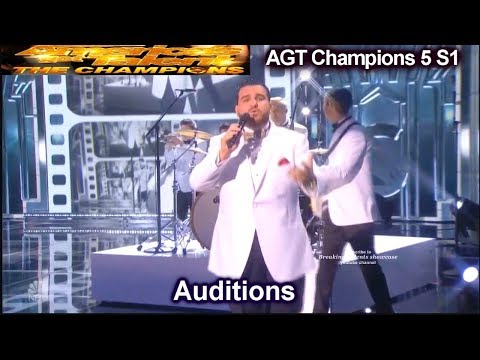 Sal Valentinetti Mack The Knife SIMON STAR STRUCK Audition | America's Got Talent Champions 5 AGT