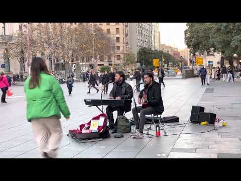 Street Performers - Barcelona, Spain, January 2023