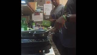 Green pasta and shrimp !! What ??