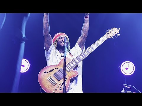 Thundercat - Them Changes / Funny Thing (Live in SF 2021)