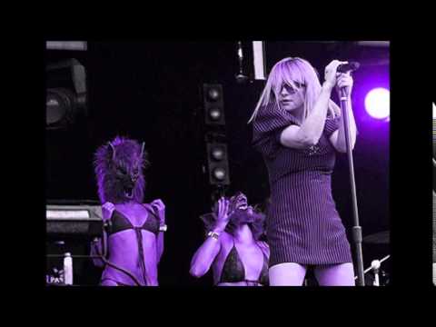 Marilyn Manson vs Goldfrapp - This is the new shit