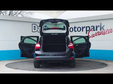 14 Reg Ford Focus Diesel Hatchback 1.6 TDCi 115 Titanium Navigator 5dr