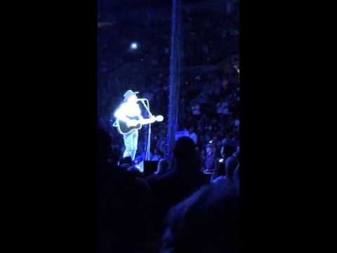 George Strait - The Chair - LIVE