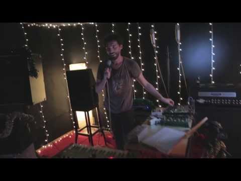 HRUP: N'toko - Superhuman /STUDIO SEŠN/