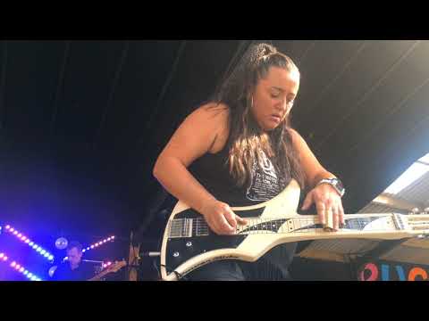 Amazing Grace Sarah Jory @ Buckle & Boots 2018