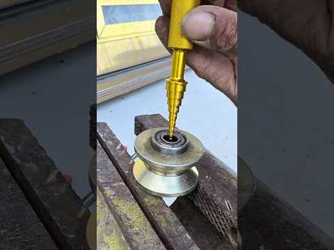 Good tool for installation and removal of small bearings