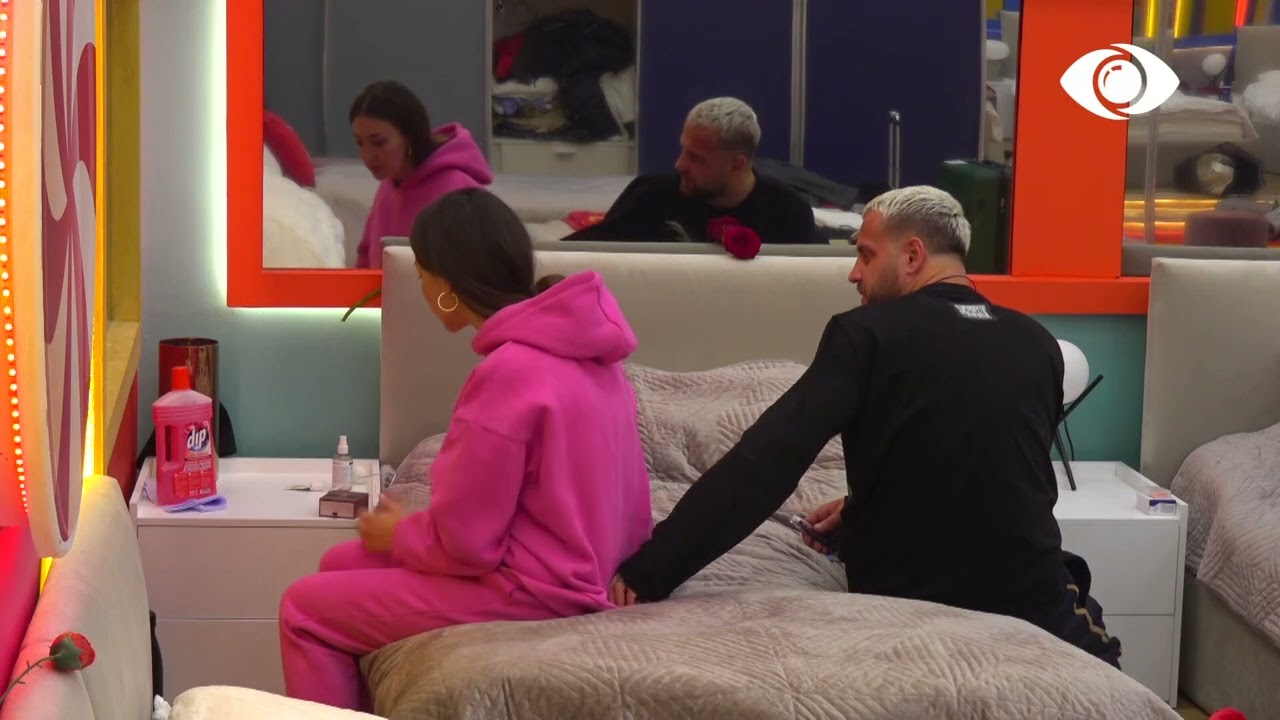 Ik, më lër dy minuta/ Luizi nuk e lë Kiarën të flejë