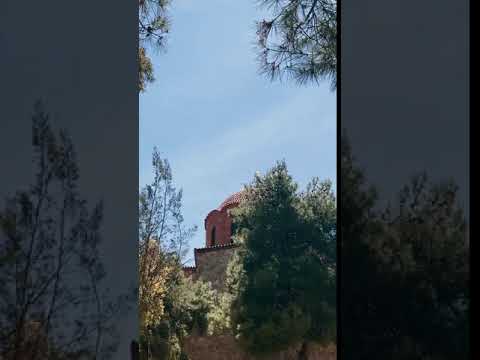 Μπεκατώρου: Θυμάται με νοσταλγία το Πάσχα που πέρασε στη Σύρο!