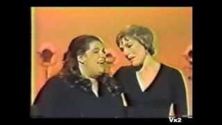 MAMA CASS ELLIOT'S GREATEST HITS MEDLEY duets with Julie Andrews