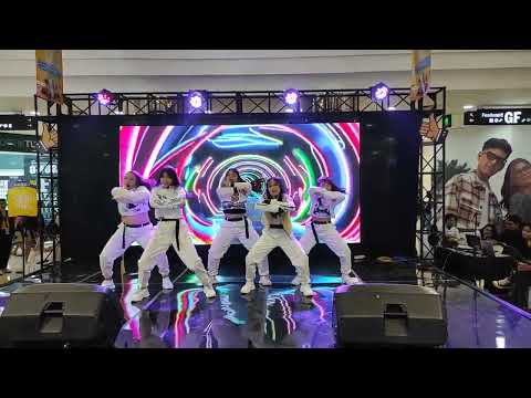 [230624] 🥇NewJeans - Hype Boy + DItto Dance Cover by BlueJeans