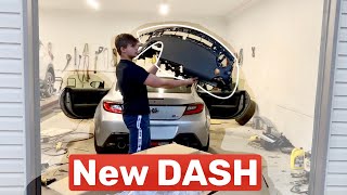 Removing the Dashboard on a 2022 TOYOTA GR86 2022 Subaru BRZ