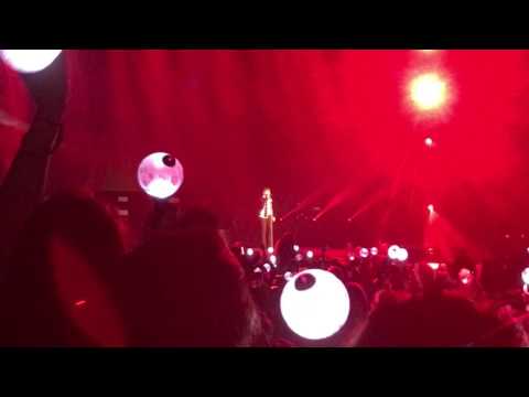 170329 BTS Wings in Chicago (Taehyung - Stigma)