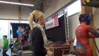 preview picture of video 'Autosalon Pirmasens 2014  Germany Clip 19 Bodypainting mit Ralf Leidinger'