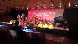 preview picture of video 'Frador Voice SMAK Frateran Podor di Bali International Choir Festival'