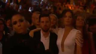 Britney Spears Perform I love Rock N&#39; Roll on BBMAs