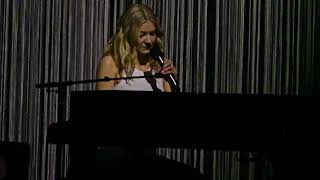 Astrid S - Paperthin (Live st Oslo Spektrum 29.03.2025)