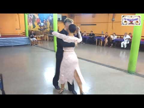 Bailan Barbara Benítez y Marcelo Hocquart, El Flete, Darienzo